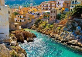 Airbnb предлагает бесплатно пожить год в доме на Сицилии