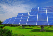 В Самаркандской области запустили солнечную электростанцию