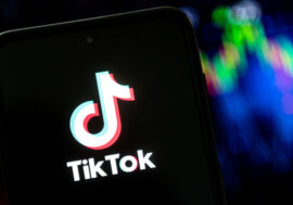 Приложение TikTok доступно на казахском языке