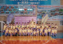 Supernovas открывает больше бесплатных секций детского футбола в Казахстане