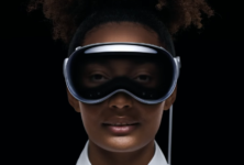 Apple представила очки виртуальной и дополненной реальности Vision Pro