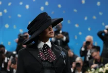 Меха, шляпы и аллигаторы. Чем запомнился Met Gala-2025