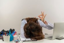 Жизнь здесь и сейчас: почему мы постоянно торопимся и всё равно ничего не успеваем